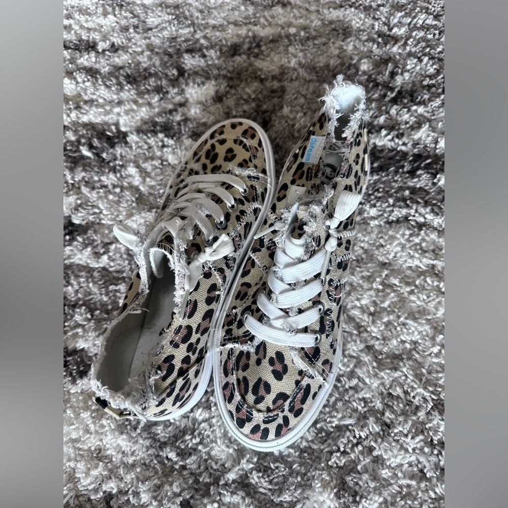Size 5 cheetah shoes